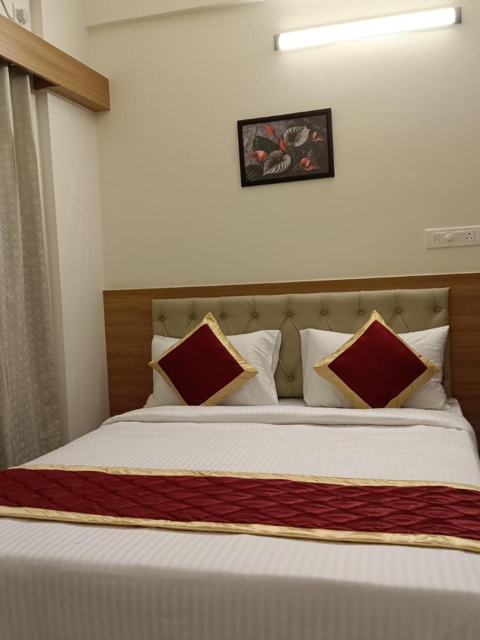 Krishna Inn บังกาลอร์ ภายนอก รูปภาพ