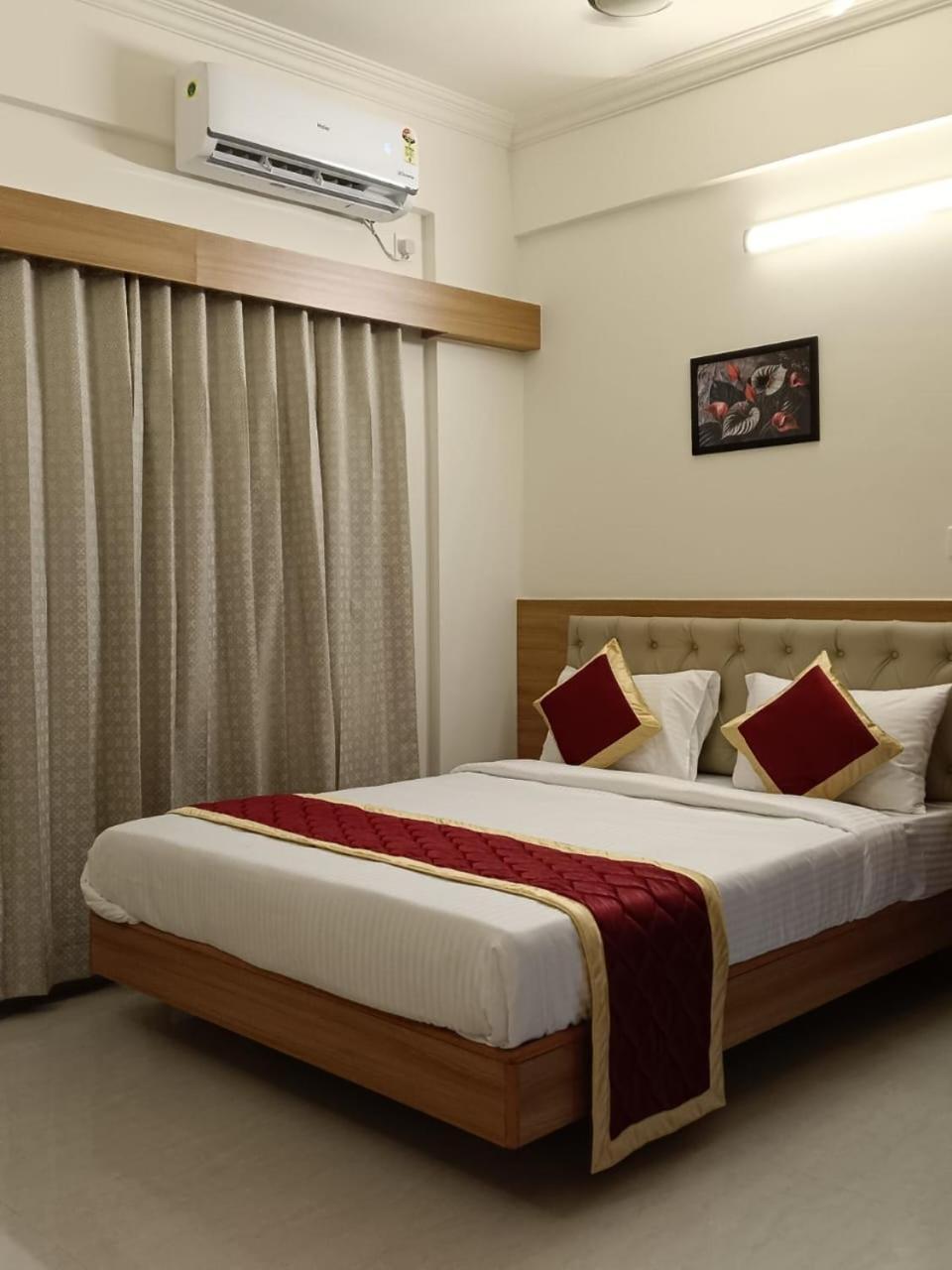 Krishna Inn บังกาลอร์ ภายนอก รูปภาพ
