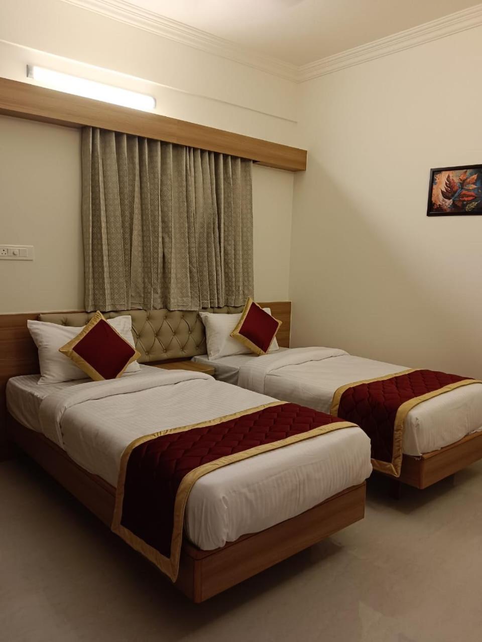 Krishna Inn บังกาลอร์ ภายนอก รูปภาพ